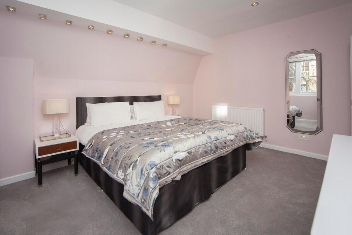 ※ Spacious Georgian Coach House & With Parking Бат Экстерьер фото